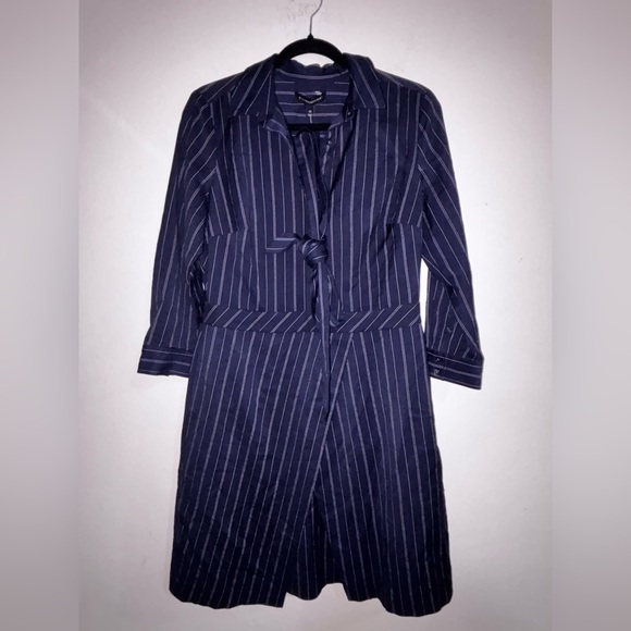 Banana Republic Dresses & Skirts - Banana Republic Navy and White Striped Dress